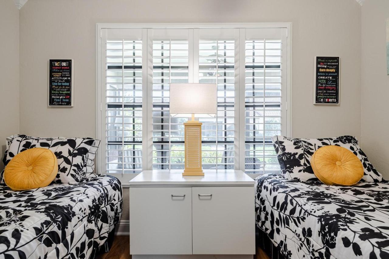 Association, Tennis Courts And Pool, Sleeps 4 - Cinnamon Cove Cozy Condo Fort Myers Bagian luar foto