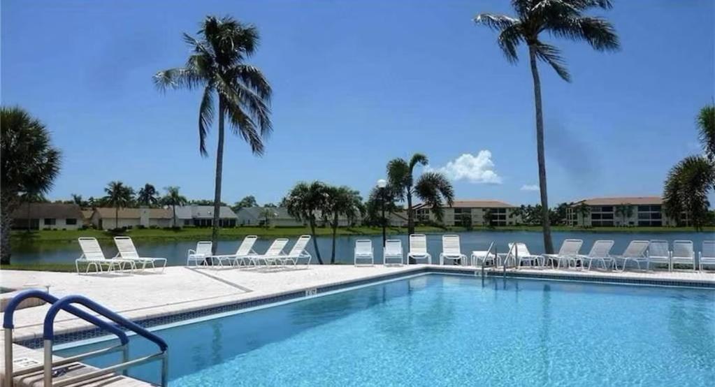 Association, Tennis Courts And Pool, Sleeps 4 - Cinnamon Cove Cozy Condo Fort Myers Bagian luar foto